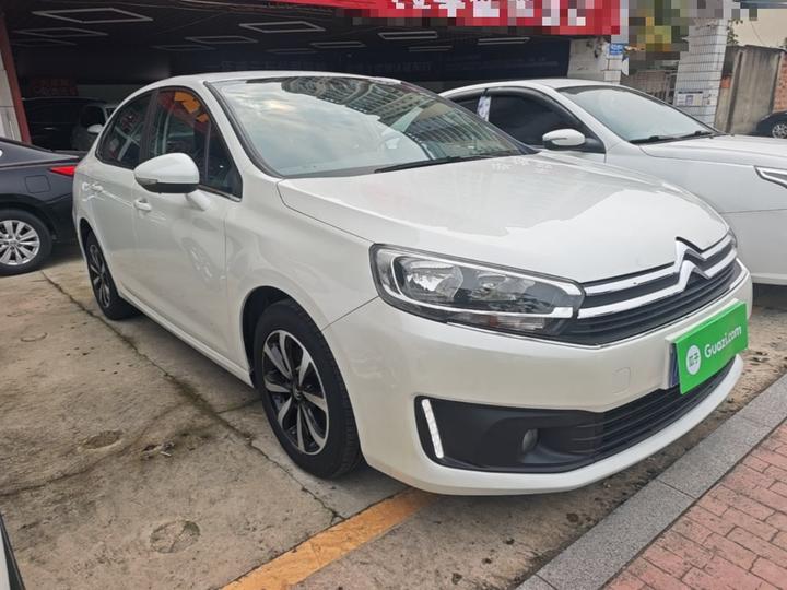 C4 2018 1.6L MT Luxury photo 3