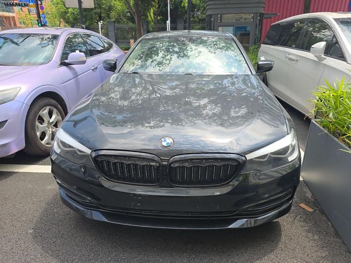 5 Series 2020 525Li Luxury photo 2