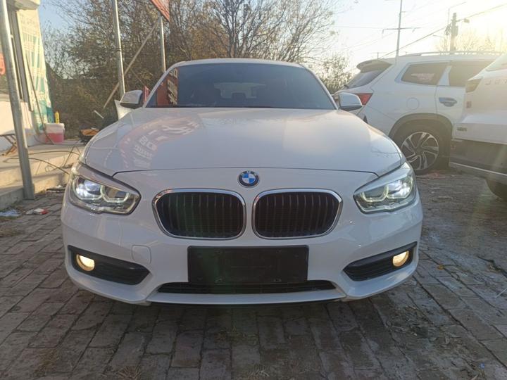 1 Series Imported 2015 120i Leading photo 2