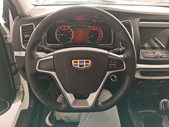 Vision 2016 1.5L MT photo 6