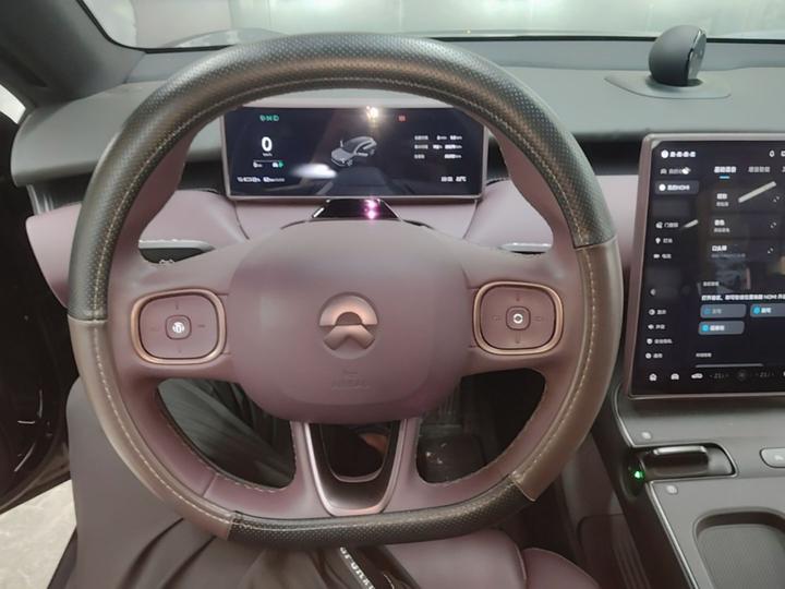 ET5T 2024 75kWh Touring photo 2
