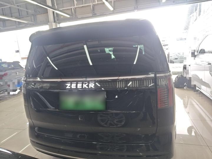 009 2024 7-Seater AWD 108kWh photo 5