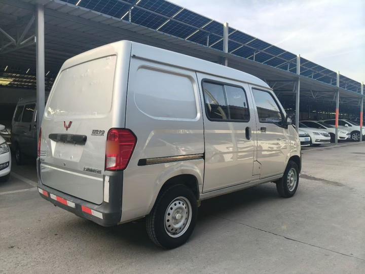 Wuling Zhiguang 2020 1.2L Van China VI 5-Seater LSI photo 4