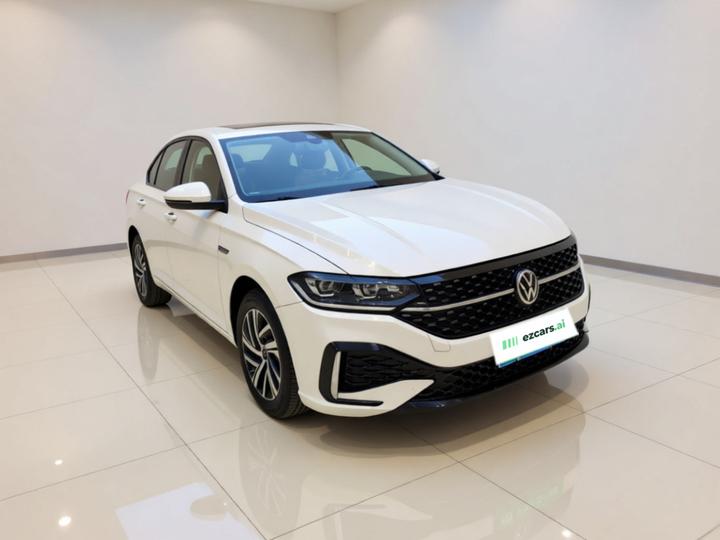 Lavida 2024 1.5L AT photo 3