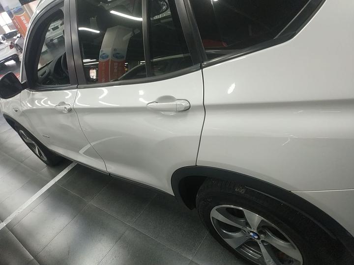 X3 Imported 2014 xDrive20i Leading photo 3