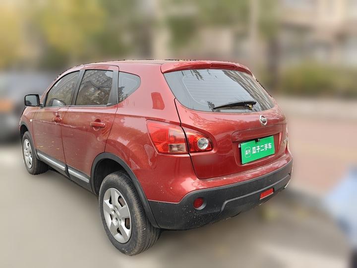 Qashqai 2011 1.6XE 5MT 2WD photo 4
