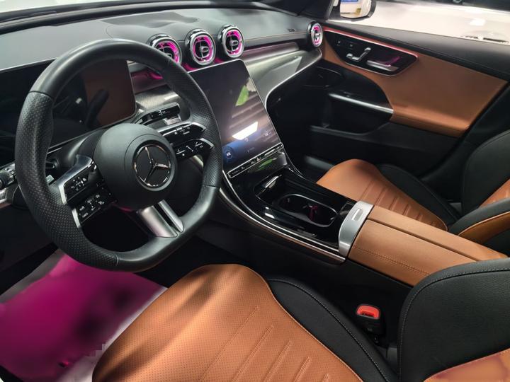 C-Class 2023 Facelift C 260 L Sport photo 8