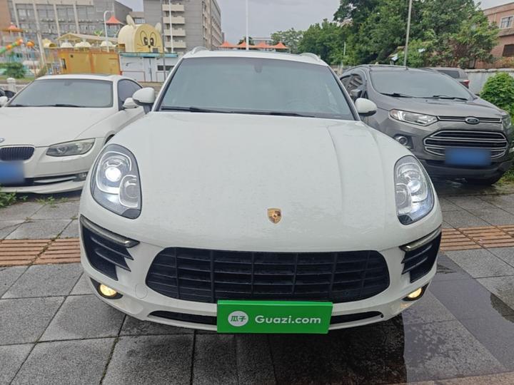 2014 Macan 2.0T photo 2