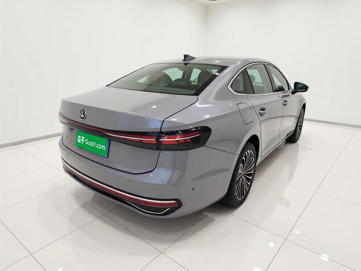 Passat 2025 Pro 380TSI photo 4