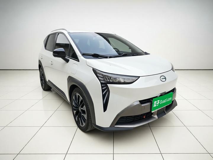 AION Y 2022 70 Tech LFP photo 3