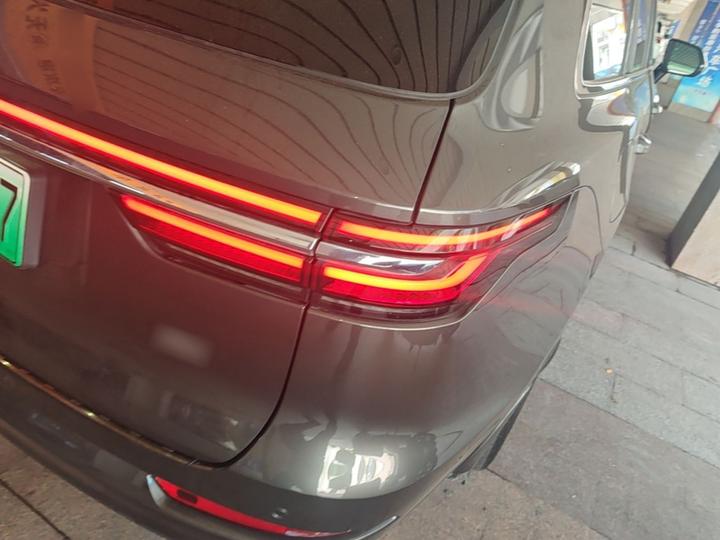 Li Auto ONE 2021 EREV 6-Seater photo 7