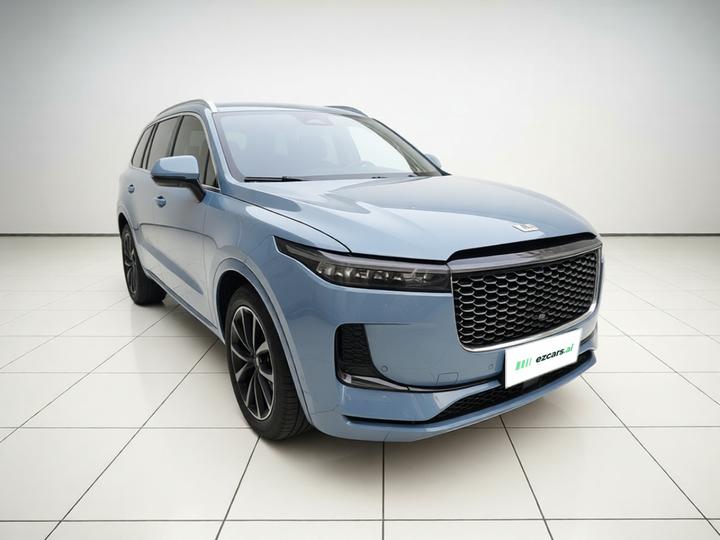 Li Auto ONE 2021 EREV 6-Seater photo 3