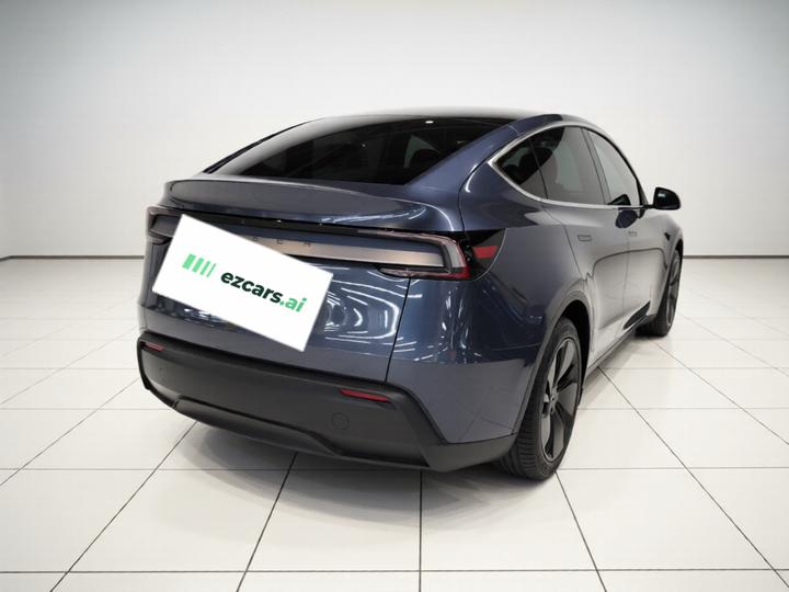 Model Y 2025 RWD photo 4