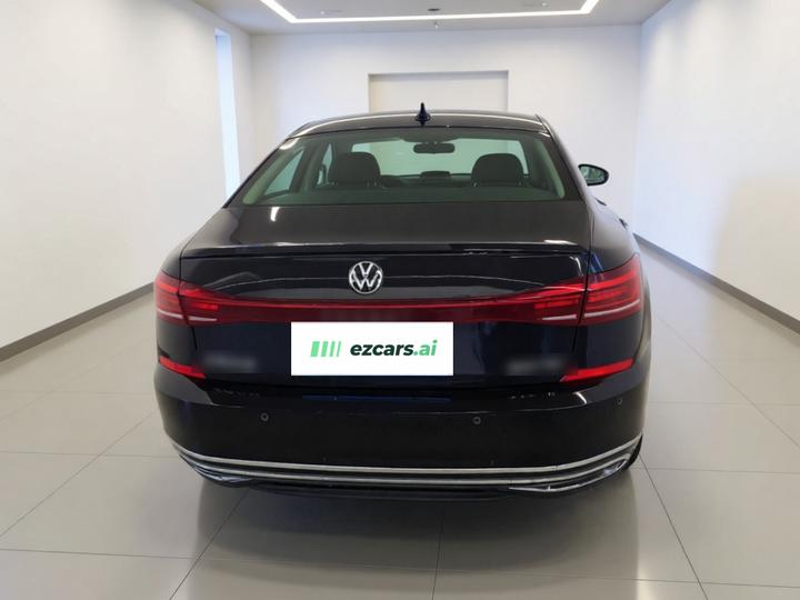 Passat 2023 Facelift 330TSI Luxury photo 3