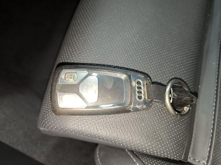 A4L 2023 40 TFSI Luxury Dynamic photo 8