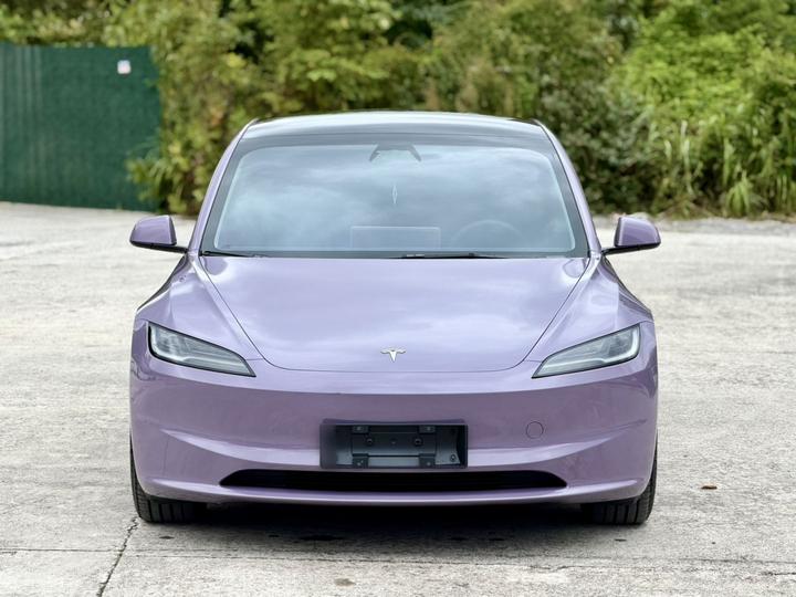 Model 3 2023 RWD photo 2