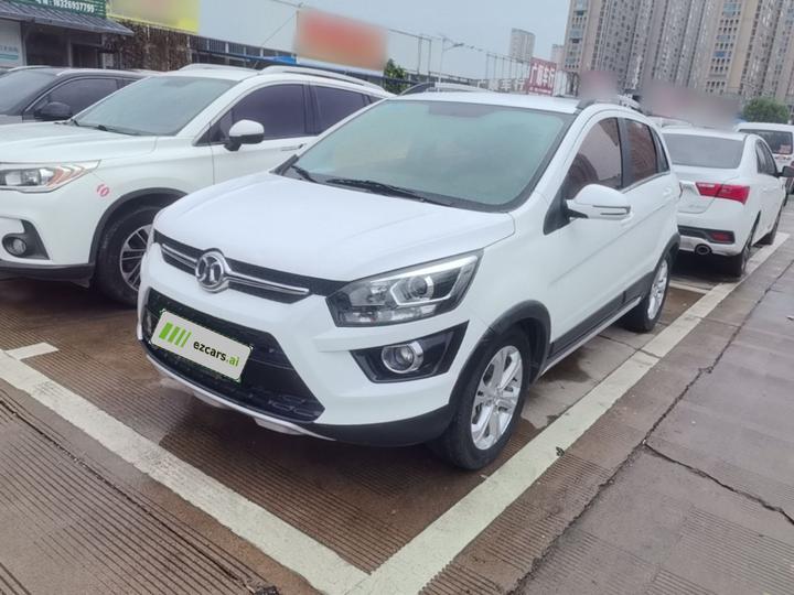 BAIC X25 2015 1.5L MT Comfort