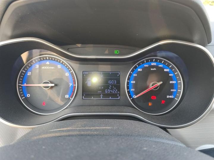 Vision 2018 1.5L AT photo 7