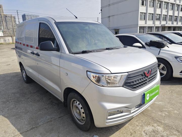 Wuling Hongguang V 2022 1.5L LAR photo 3