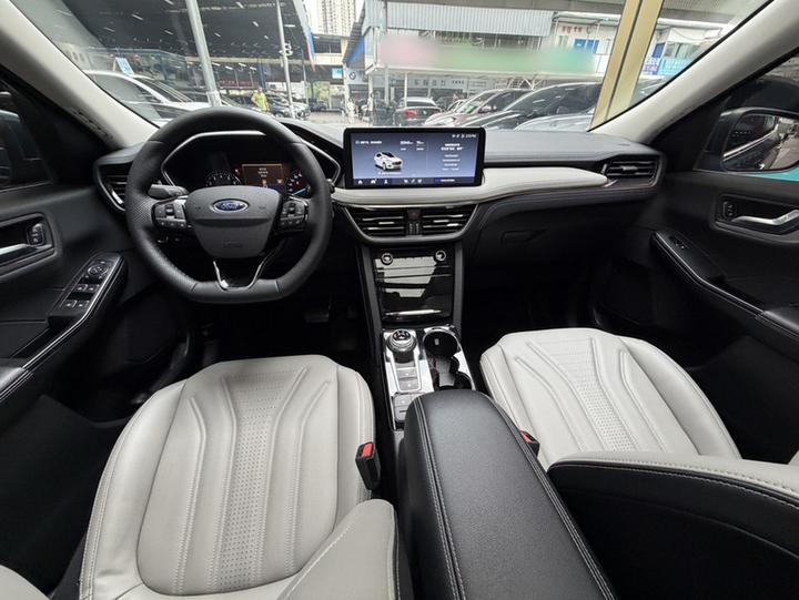 Escape 2024 EcoBoost 245 RWD photo 4