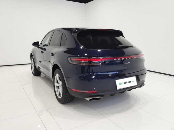 2020 Macan 2.0T photo 4