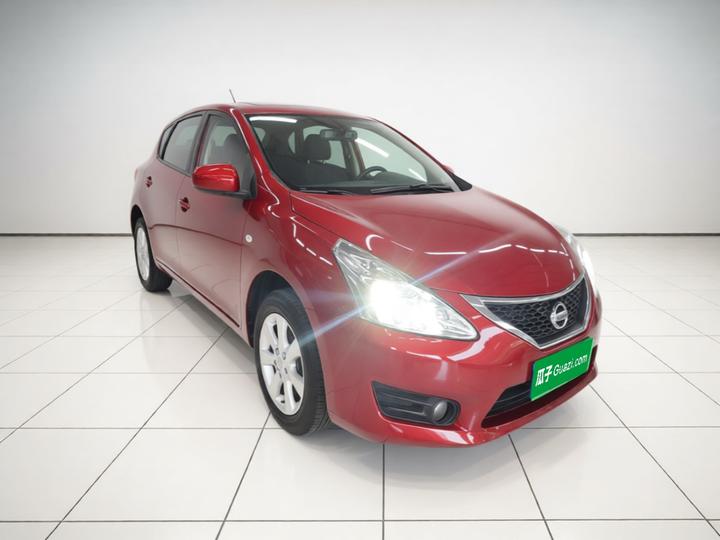 Tiida 2011 1.6L CVT Comfort photo 3
