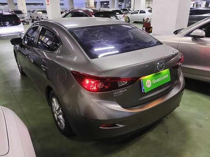 3 Axela 2016 Sedan 1.5L AT Luxury photo 4