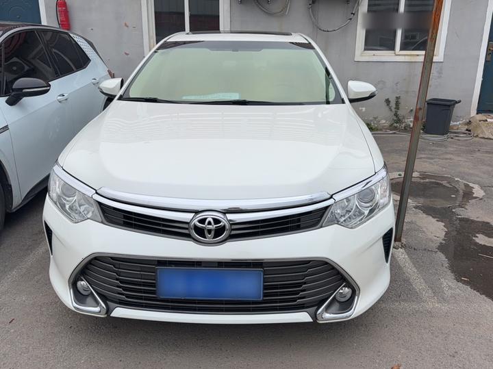 Camry 2015 2.0E Elite photo 2