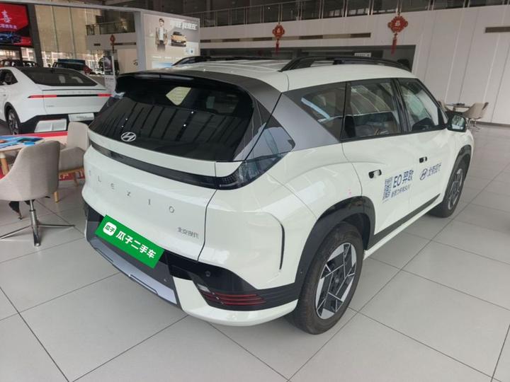 EO 2025 RWD TECH 64.2kWh photo 6