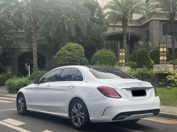C-Class 2017 C 200 L Sport photo 4
