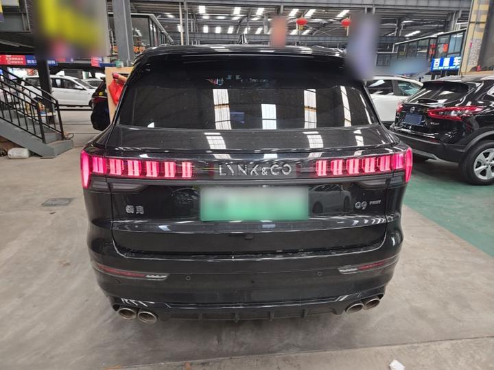 09 EM-P 2021 2.0T PHEV Halo 6-Seater photo 3