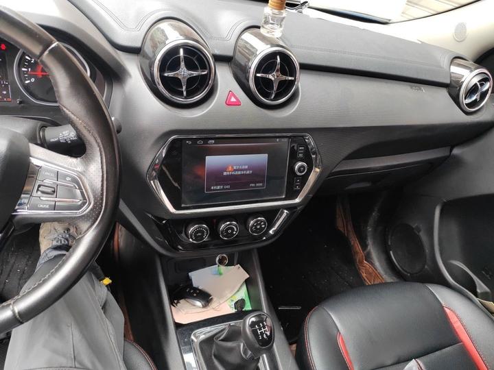 DX3 2016 1.5L MT Premium photo 5