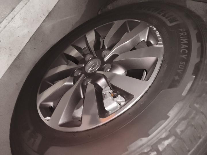 Chrysler PHEV Imported 2018 3.6L PHEV photo 8