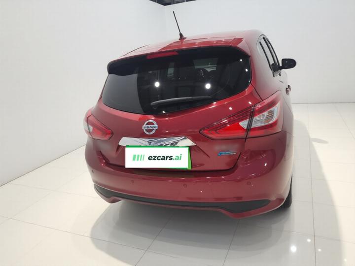 Tiida 2016 1.6L CVT photo 5