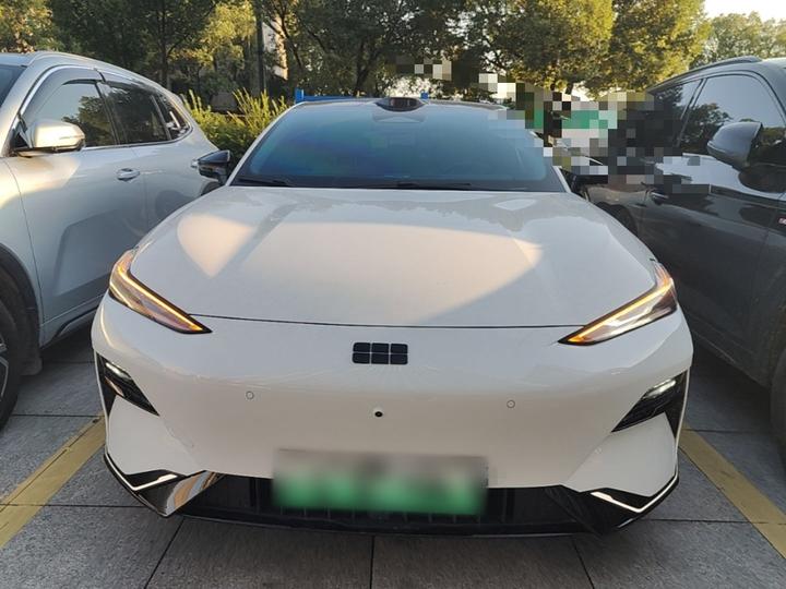 Galaxy E8 2025 620km AWD LiDAR ADAS photo 2