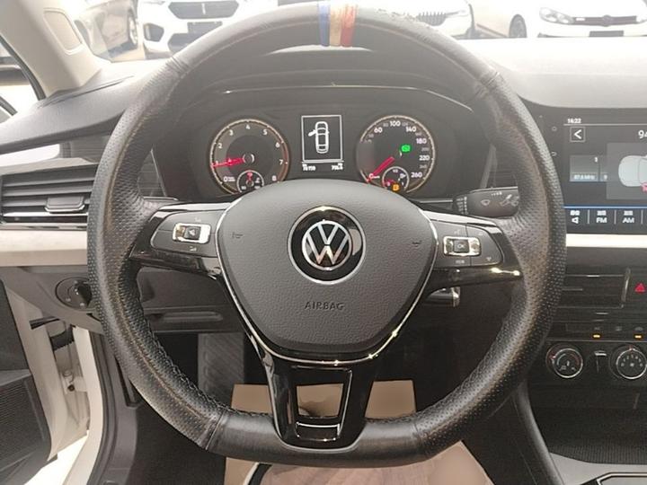 Lavida 2022 1.5L AT photo 6