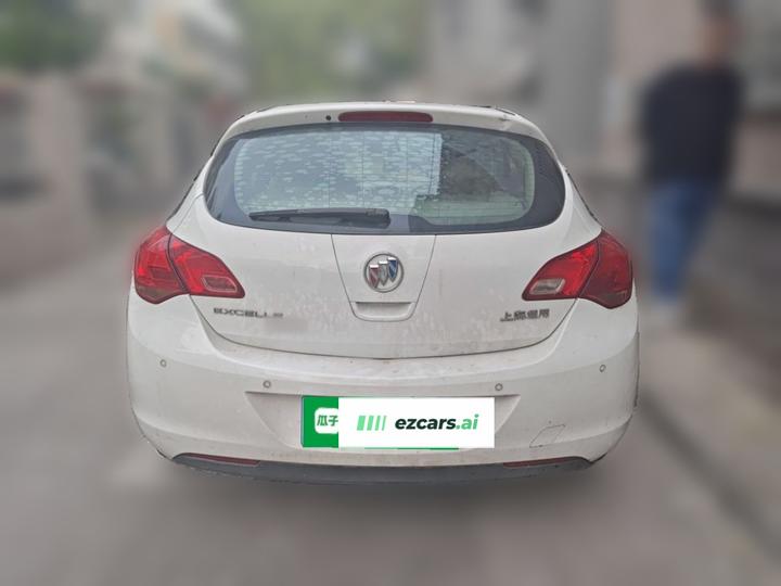 Excelle 2014 XT 1.6L MT Progressive photo 5