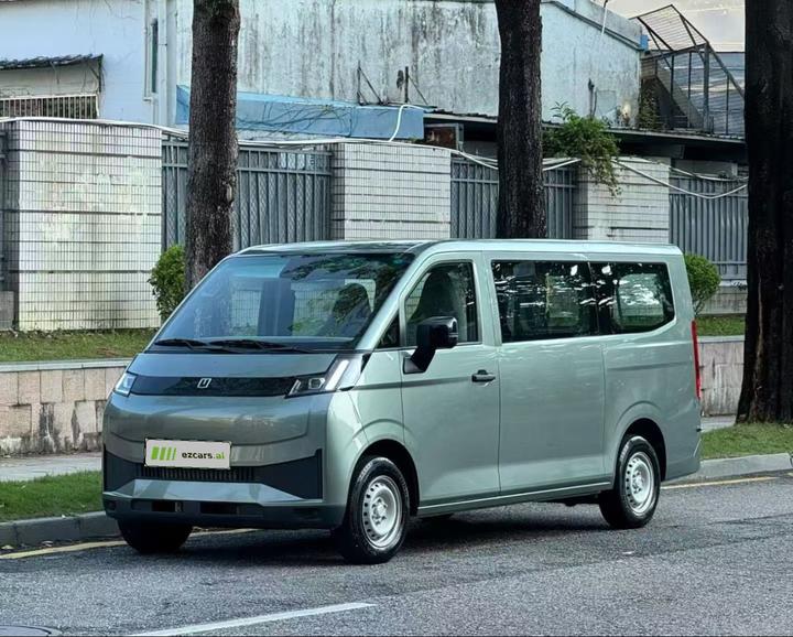 V 2025 V7E 51.4kWh
