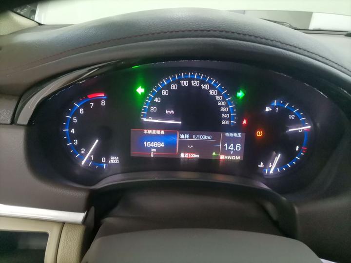 XTS 2016 28T Tech photo 8