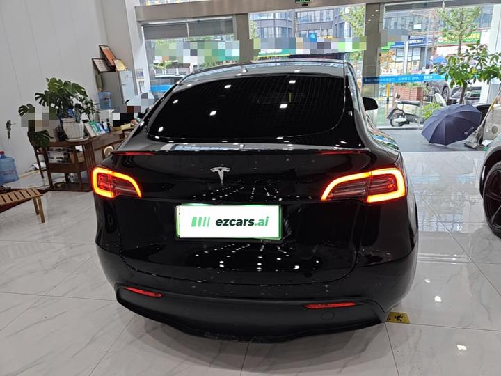 Model Y 2022 Facelift RWD photo 3