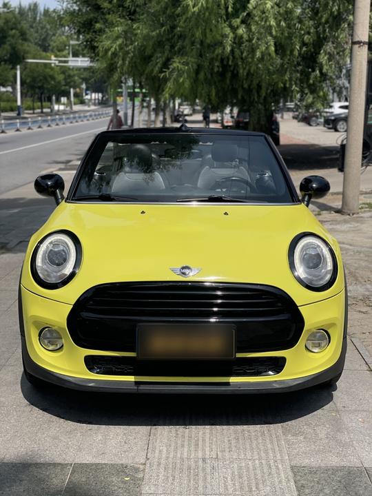 2016 1.5T COOPER CABRIO photo 2
