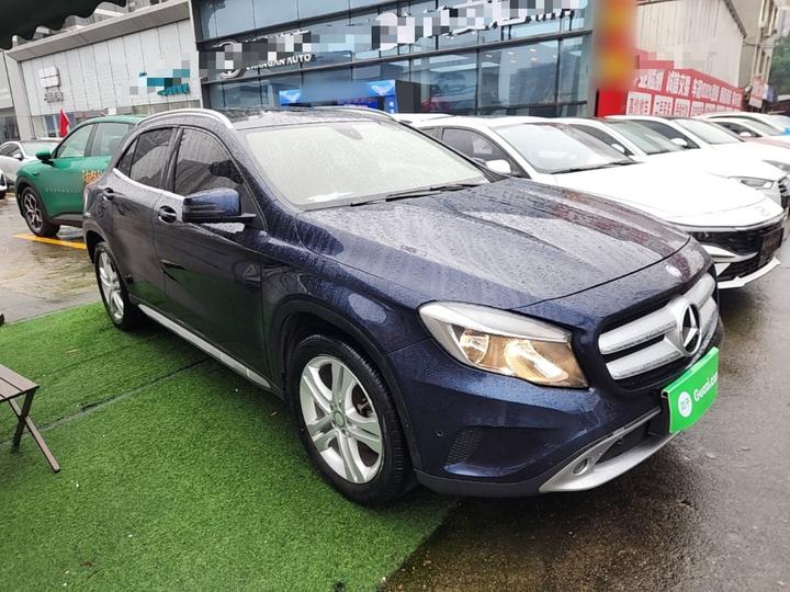 GLA 2016 GLA 200 Dynamic photo 3