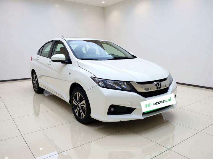 2018 1.5L CVT Comfort photo 3