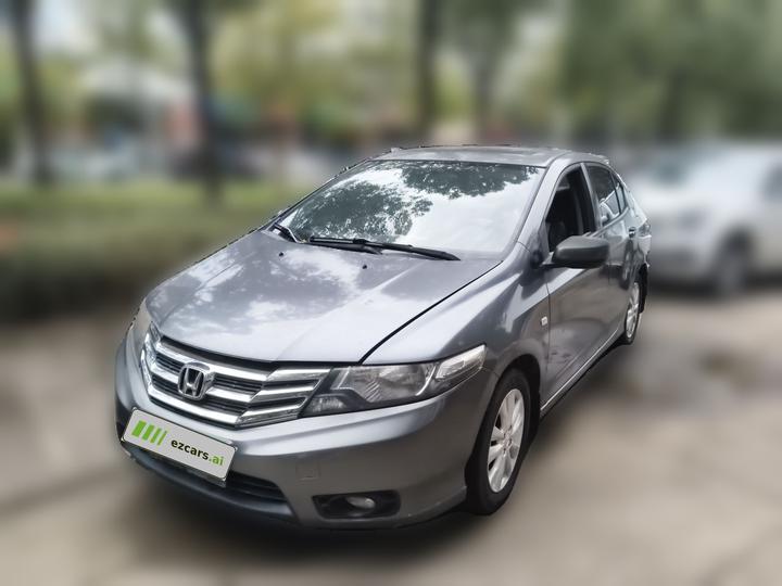 Classic 2012 1.5L MT Elite