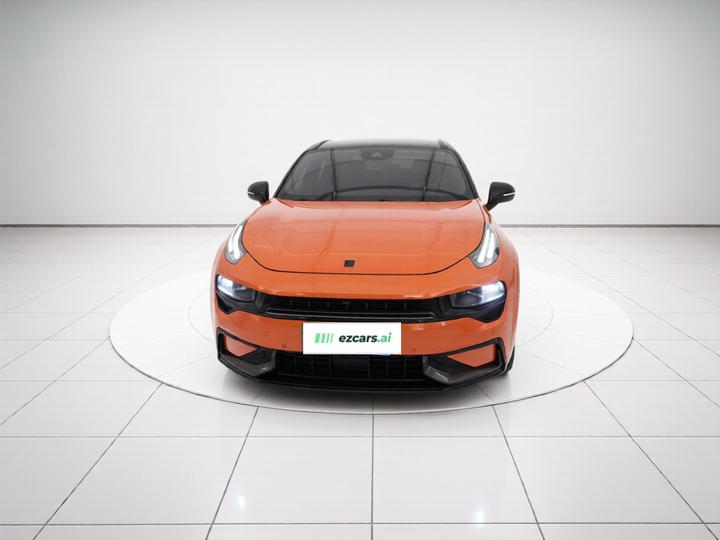 02 Hatchback 2021 2.0TD Halo photo 2
