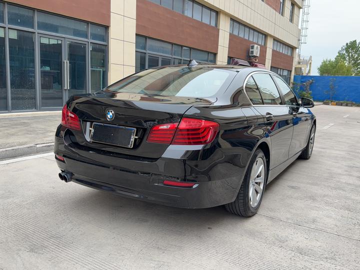 5 Series 2017 520Li photo 4