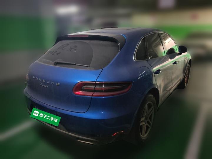 2017 Macan 2.0T photo 6