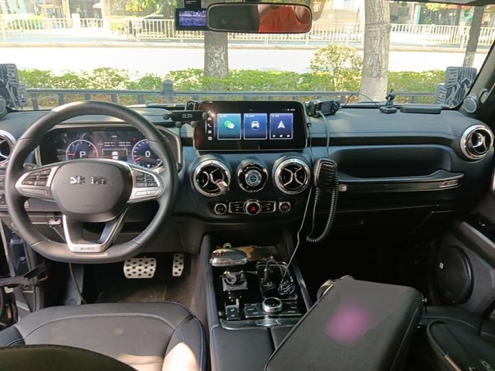 BJ40 2024 2.0D Honor photo 2