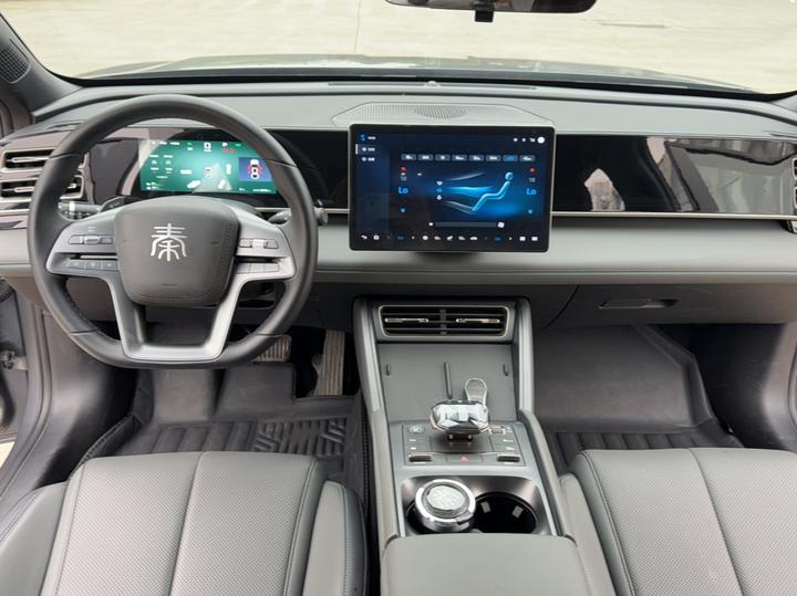Qin L 2025 DM-i ADAS 80KM Leading photo 2