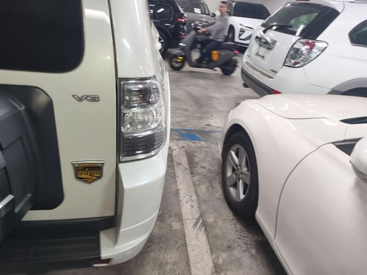 Pajero Imported 2019 3.0L AT Comfort photo 7